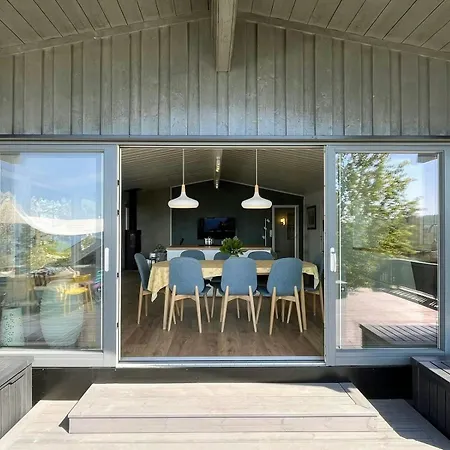 Spacious With Annex By Drobaksundet Дом отдыха *